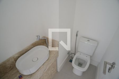 Lavabo de apartamento à venda com 2 quartos, 74m² em Barra da Tijuca, Rio de Janeiro