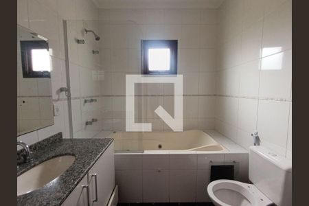 Casa à venda com 3 quartos, 168m² em Rio Pequeno, São Paulo