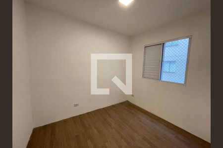 Quarto 2 de apartamento para alugar com 2 quartos, 52m² em Cemucam, Cotia
