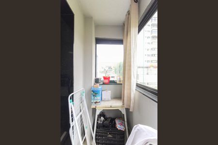 Sala de apartamento para alugar com 2 quartos, 56m² em Itaquera, São Paulo