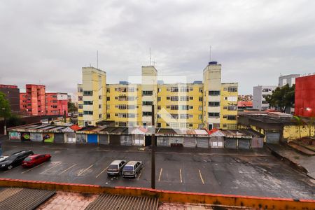 Vista do Quarto 1 de apartamento para alugar com 2 quartos, 56m² em Conjunto Residencial José Bonifácio, São Paulo