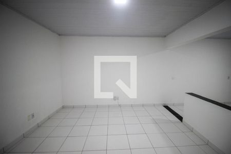 Sala de casa para alugar com 2 quartos, 75m² em Jardim Nova Manchester, Sorocaba