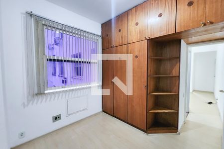 Quarto 1 de apartamento para alugar com 2 quartos, 72m² em Flamengo, Rio de Janeiro