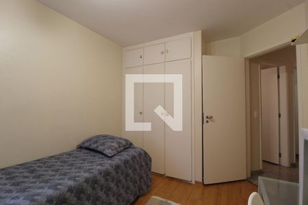 Quarto 1 de apartamento à venda com 3 quartos, 117m² em Moema, São Paulo