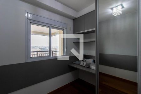 Quarto  de apartamento à venda com 2 quartos, 68m² em Jardim Flor da Montanha, Guarulhos