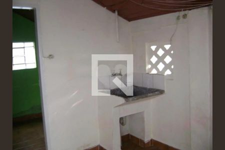 Casa à venda com 2 quartos, 170m² em Vila Cruz das Almas, São Paulo