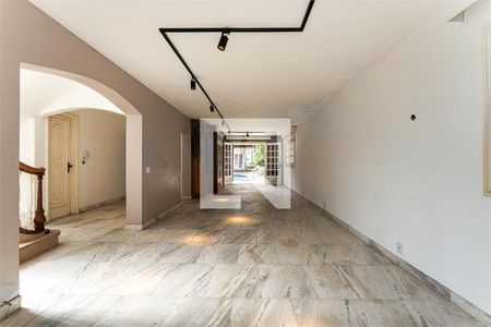 Casa à venda com 4 quartos, 250m² em Alto da Lapa, São Paulo