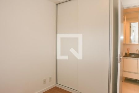 Suíte/Quarto 1 de apartamento para alugar com 2 quartos, 37m² em Lapa de Baixo, São Paulo