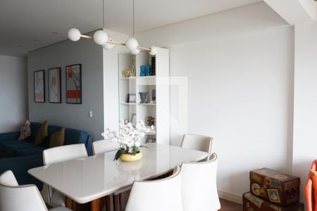 Sala de apartamento à venda com 4 quartos, 108m² em Vila Bertioga, São Paulo