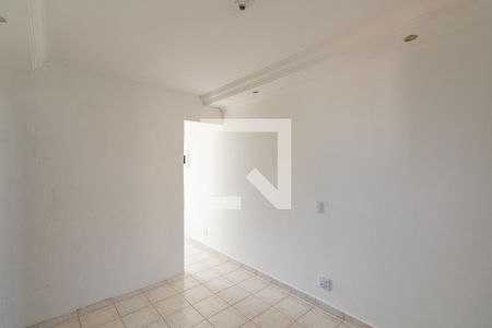 Sala de apartamento à venda com 3 quartos, 56m² em Itaquera, São Paulo
