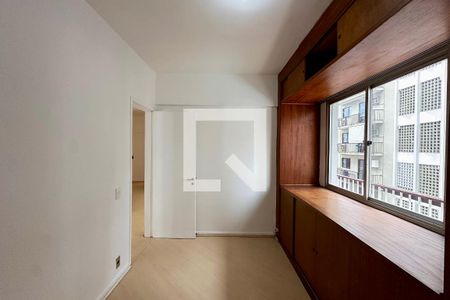 Quarto 1 de apartamento para alugar com 2 quartos, 75m² em Jardim Botânico, Rio de Janeiro