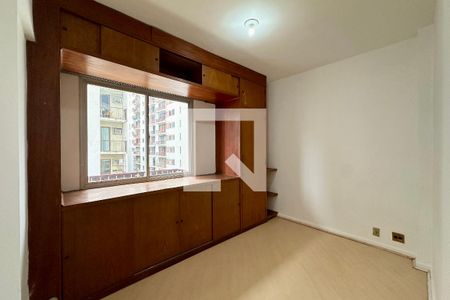 Quarto 1 de apartamento para alugar com 2 quartos, 75m² em Jardim Botânico, Rio de Janeiro