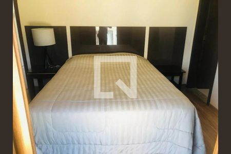 Casa à venda com 3 quartos, 180m² em Jardim Peri, São Paulo