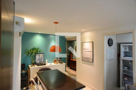 Sala de apartamento para alugar com 2 quartos, 65m² em Barra da Tijuca, Rio de Janeiro