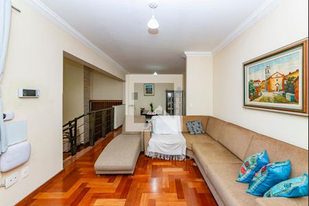 Sala 2 de casa à venda com 3 quartos, 360m² em Santa Lúcia, Belo Horizonte
