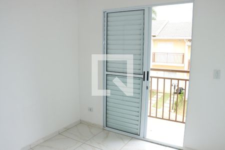 Quarto 1 de casa de condomínio para alugar com 2 quartos, 50m² em Jardim Ipes, Cotia