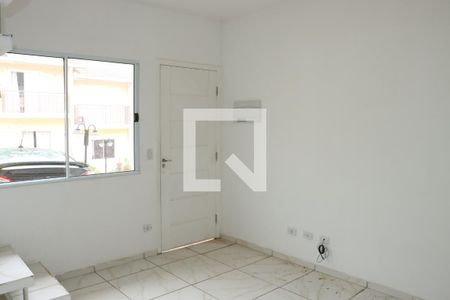 Sala de casa de condomínio para alugar com 2 quartos, 50m² em Jardim Ipes, Cotia