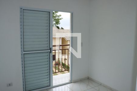 Quarto 1 de casa de condomínio para alugar com 2 quartos, 50m² em Jardim Ipes, Cotia