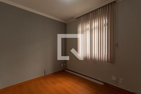 Quarto 2 de apartamento para alugar com 3 quartos, 100m² em Ouro Preto, Belo Horizonte