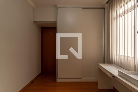 Quarto 1 de apartamento para alugar com 3 quartos, 100m² em Ouro Preto, Belo Horizonte