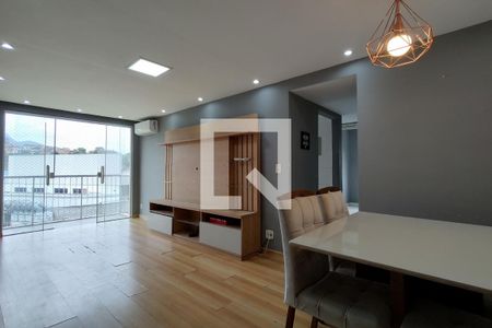 Sala de apartamento à venda com 2 quartos, 60m² em Taquara, Rio de Janeiro