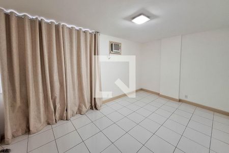 Quarto 1 de apartamento para alugar com 3 quartos, 97m² em Icaraí, Niterói