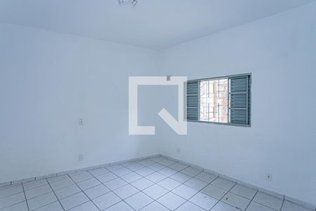 Quarto de casa para alugar com 1 quarto, 40m² em Moinho Velho, São Paulo