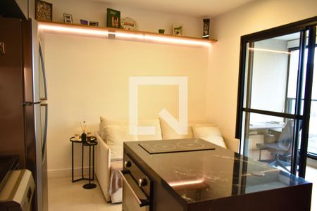 Sala/Cozinha de apartamento à venda com 1 quarto, 37m² em Chácara Inglesa, São Paulo