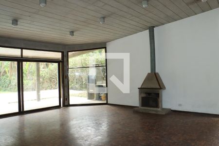 Sala de casa de condomínio para alugar com 3 quartos, 723m² em Vila Santo Antônio, Cotia