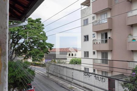 Sala/Cozinha - Vista de casa para alugar com 2 quartos, 80m² em Parque Xangri-lá, Contagem