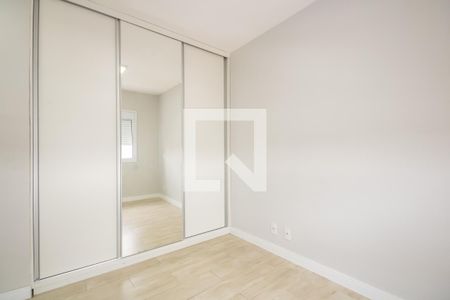 Quarto 1 de apartamento para alugar com 2 quartos, 52m² em Jardim das Flores, Osasco