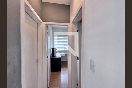 Corredor de apartamento para alugar com 2 quartos, 54m² em Vargem Pequena, Rio de Janeiro