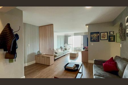 Sala de apartamento à venda com 3 quartos, 117m² em Vila Madalena, São Paulo