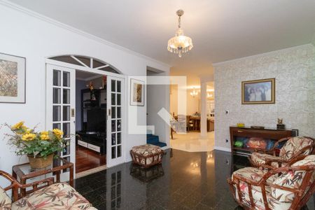 Sala de casa para alugar com 3 quartos, 500m² em Vila Ré, São Paulo
