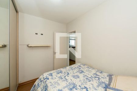 QUARTO1 de apartamento para alugar com 2 quartos, 49m² em Camargos, Belo Horizonte