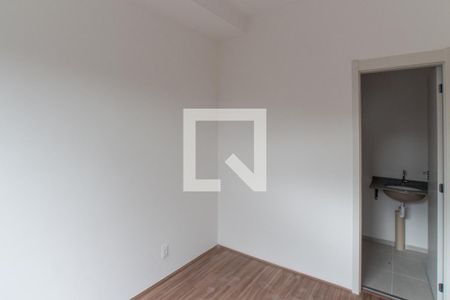 Suíte de apartamento para alugar com 3 quartos, 81m² em Vila Maria, São Paulo