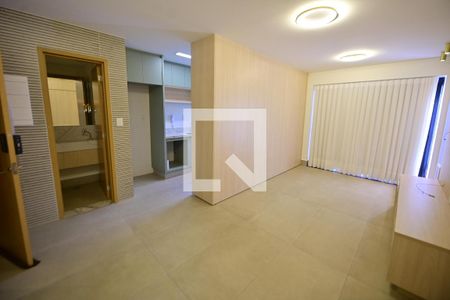 Sala de apartamento para alugar com 2 quartos, 75m² em Setor Bueno, Goiânia