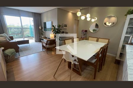 Sala de apartamento à venda com 3 quartos, 87m² em Jardim Tupanci, Barueri