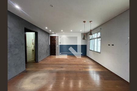Sala de casa à venda com 4 quartos, 163m² em Butantã, São Paulo