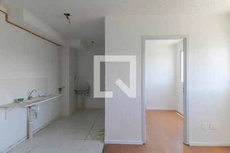 Sala/Cozinha de apartamento para alugar com 2 quartos, 32m² em Parque São Lourenço, São Paulo