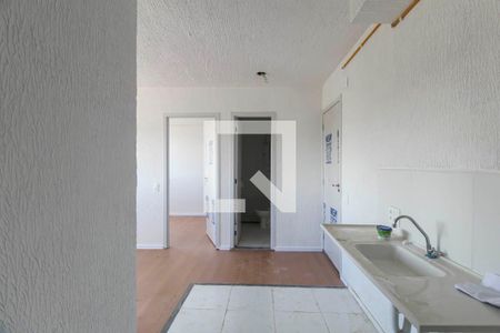 Sala/Cozinha de apartamento para alugar com 2 quartos, 32m² em Parque São Lourenço, São Paulo