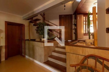 Sala de casa para alugar com 4 quartos, 350m² em Jardim Itu, Porto Alegre