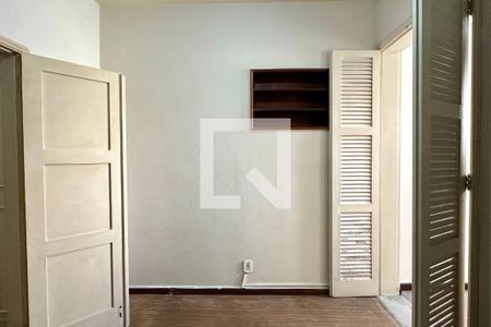 Quarto 01 de apartamento para alugar com 2 quartos, 60m² em Leblon, Rio de Janeiro