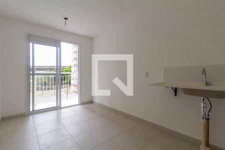 Sala/Cozinha de apartamento para alugar com 1 quarto, 27m² em Guaiauna, São Paulo