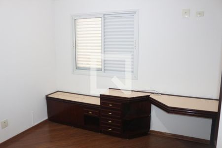 Quarto de apartamento para alugar com 2 quartos, 68m² em Santo Antônio, São Caetano do Sul