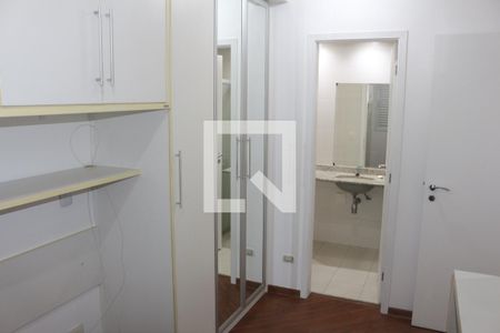 Suíte de apartamento para alugar com 2 quartos, 68m² em Santo Antônio, São Caetano do Sul