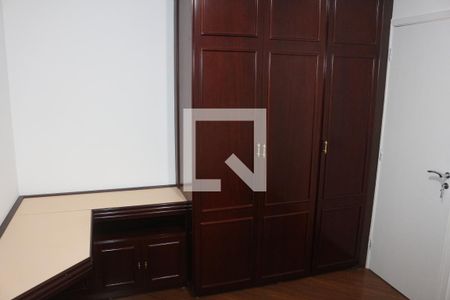 Quarto de apartamento para alugar com 2 quartos, 68m² em Santo Antônio, São Caetano do Sul