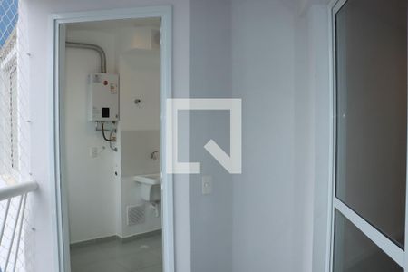 Varanda da Sala de apartamento para alugar com 2 quartos, 82m² em Parque Esplanada do Embu, Embu das Artes