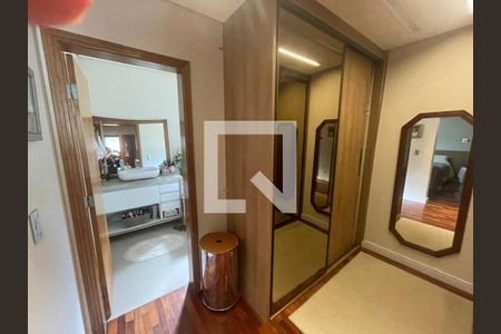 Casa à venda com 4 quartos, 260m² em Jardim Sao Caetano, São Caetano do Sul