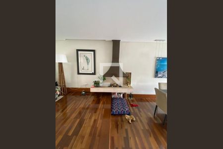 Casa à venda com 3 quartos, 380m² em Olímpico, São Caetano do Sul